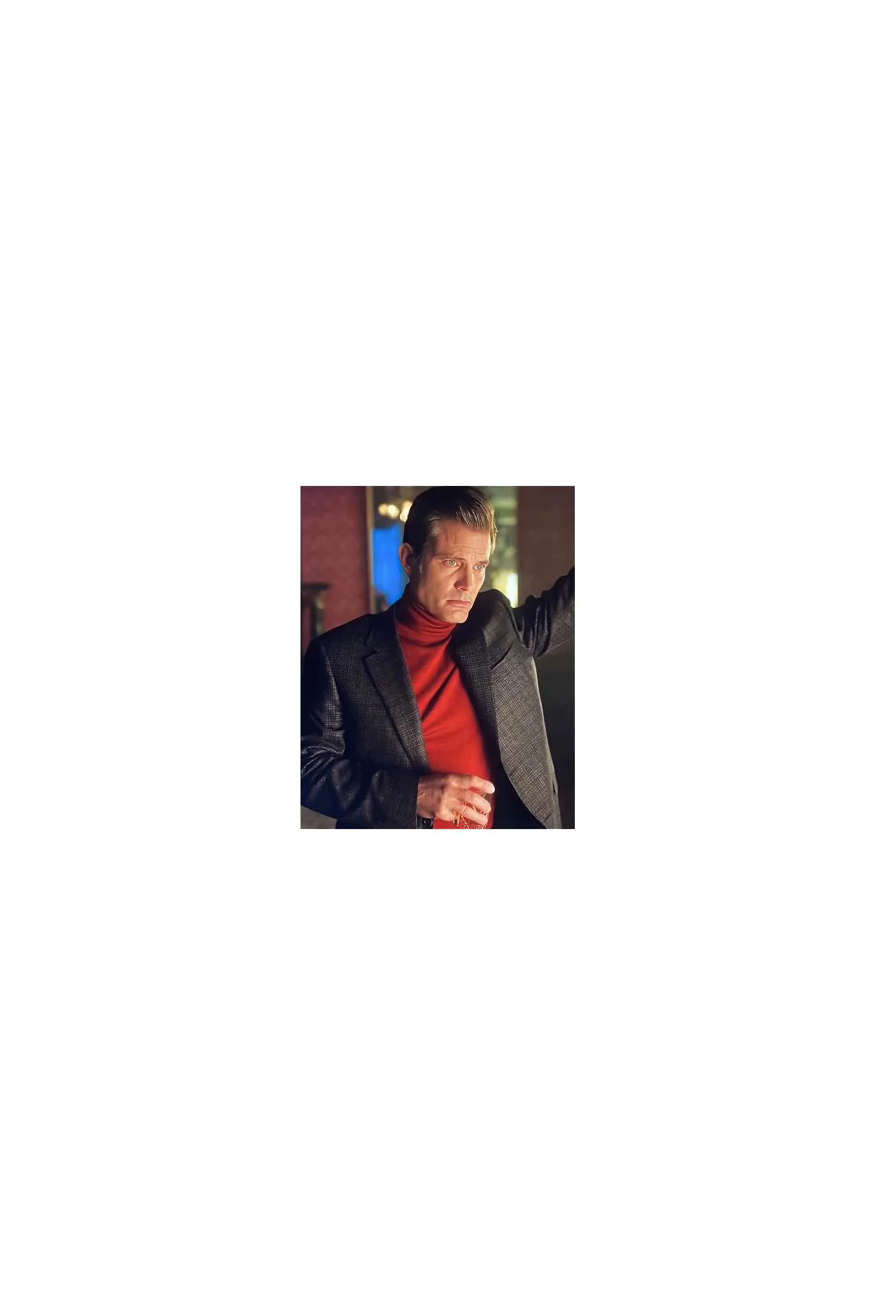 Casper Van Dien